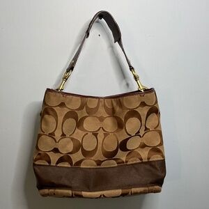 Coach Signature C Canvas Jacquard Brown / Tan Shoulder Bag GUC